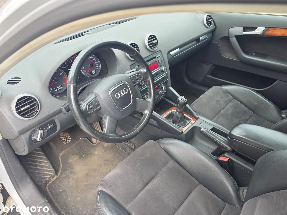 Audi A3 Sportback 1.8 TFSI quattro Ambition - 5
