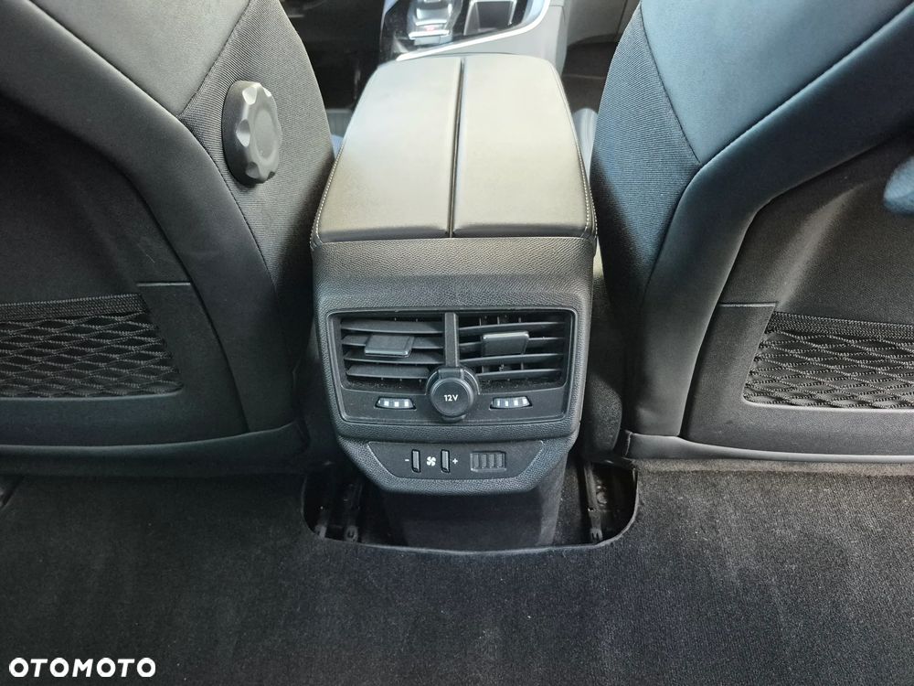 Peugeot 5008 1.5 BlueHDi Active S&S EAT8 - 23