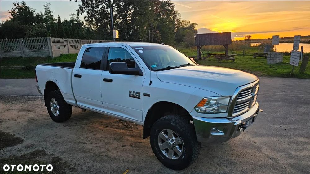 Dodge RAM - 1
