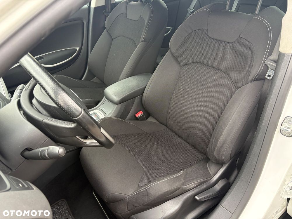 Citroën C5 2.0 16V Confort - 14