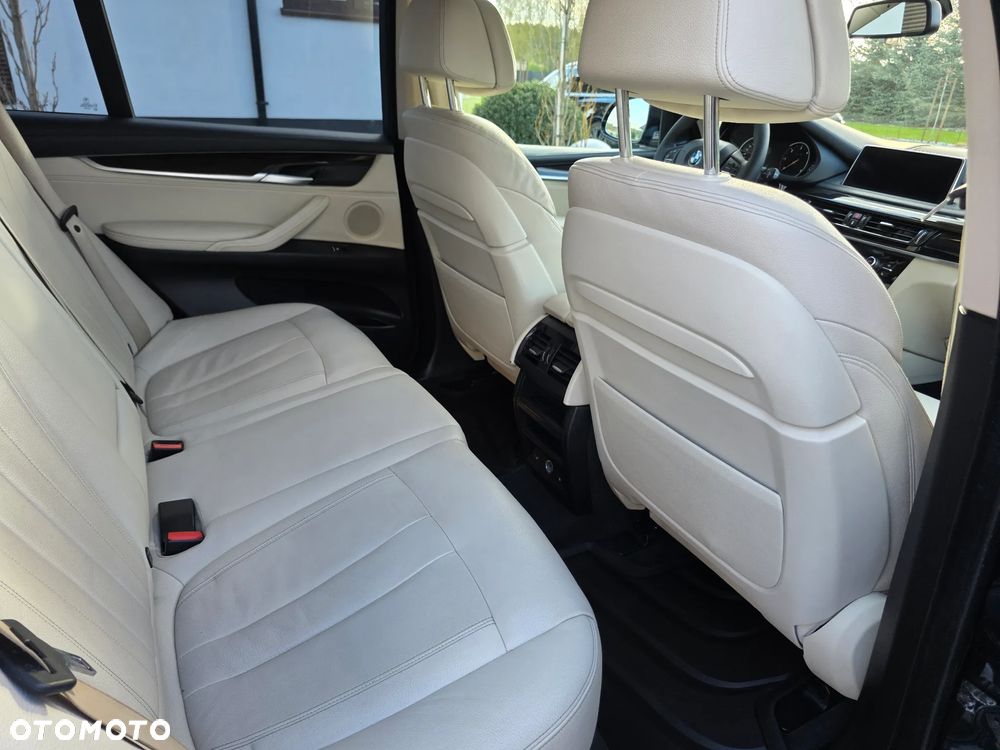 BMW X5 xDrive30d - 29