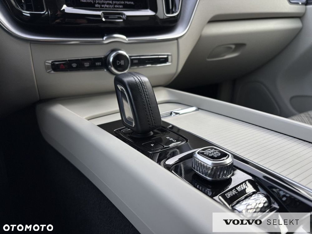 Volvo XC 60 - 12