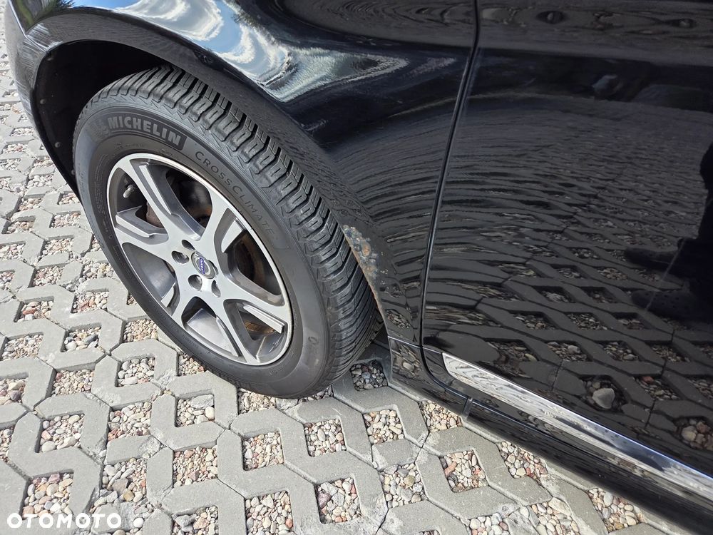 Volvo XC 60 T6 AWD Momentum - 23