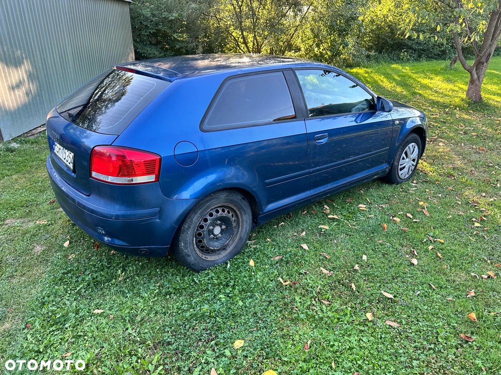 Audi A3 3-drzwiowe 1.6 Ambiente - 16