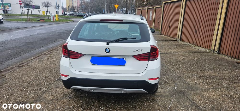 BMW X1 xDrive18d xLine - 6