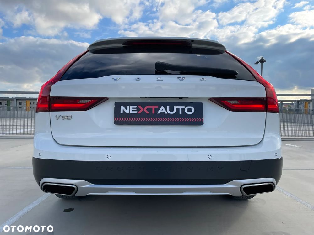 Volvo V90 Cross Country T5 AWD Pro - 6