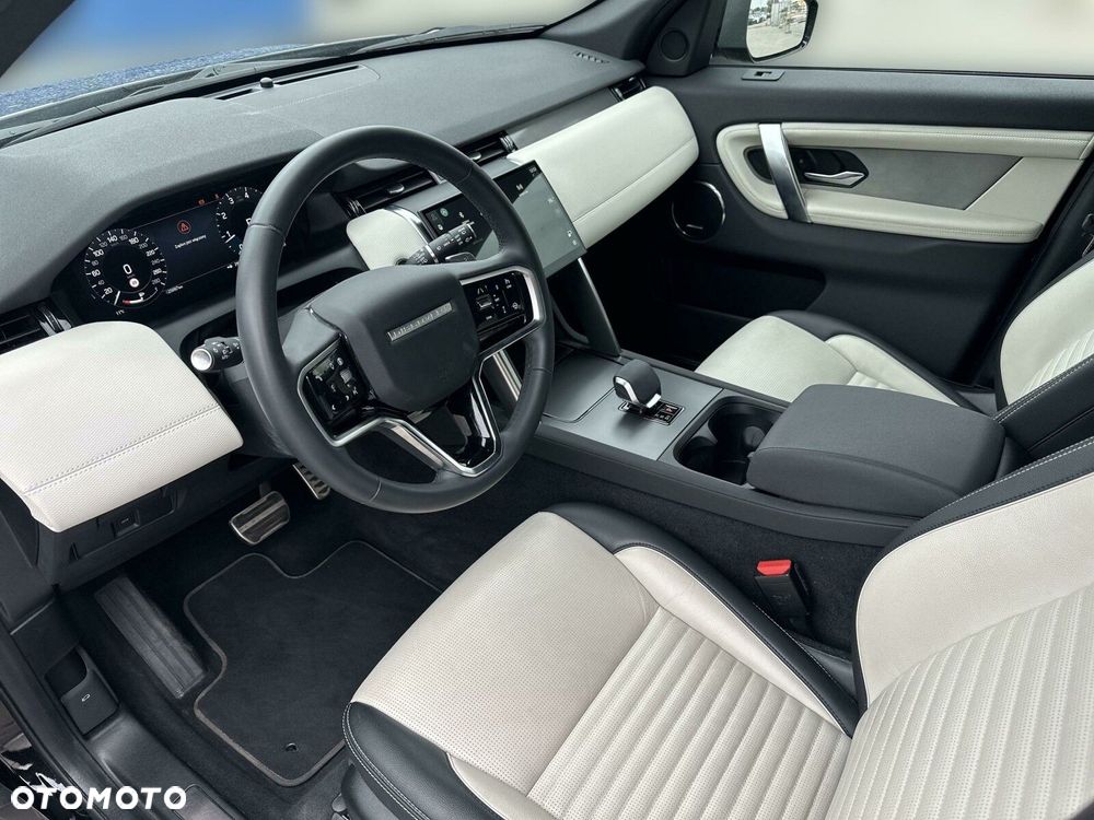 Land Rover Discovery Sport - 14