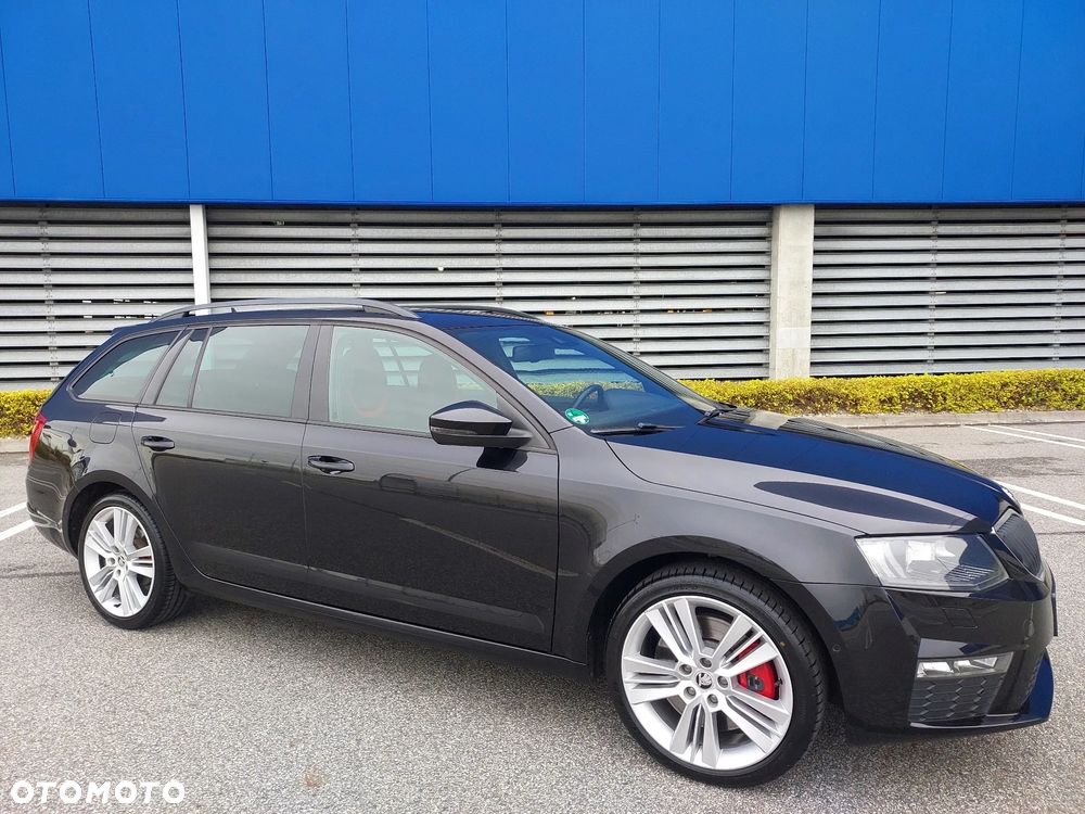 Skoda Octavia 2.0 TDI DSG RS - 10