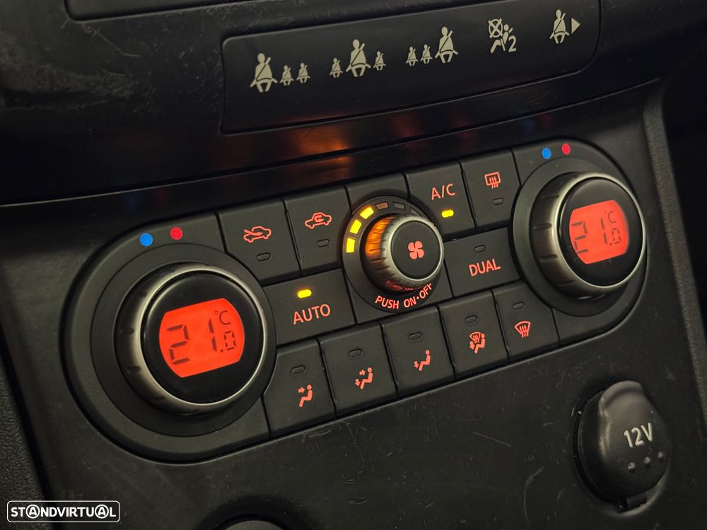 Nissan Qashqai 1.5 dCi Tekna Premium Pele Preta 18 - 16