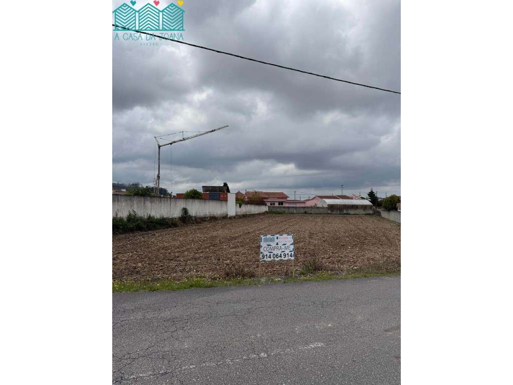 Terreno em Albergaria-a-Velha - Grande imagem: 2/2