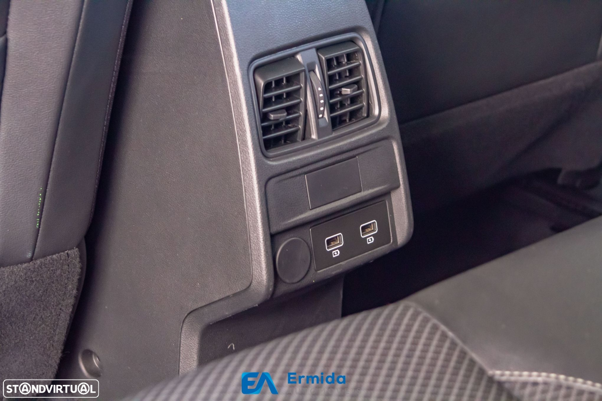 Renault Arkana 1.3 TCe Evolution EDC - 42