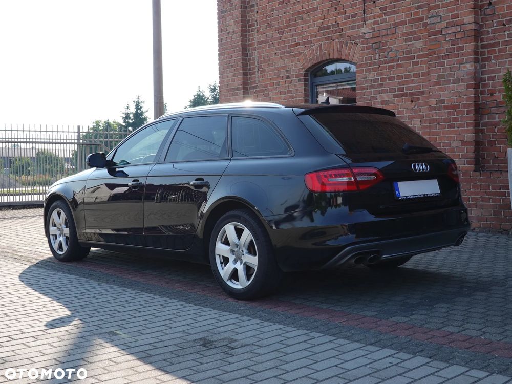 Audi A4 Avant 2.0 TDI DPF multitronic Ambition - 4