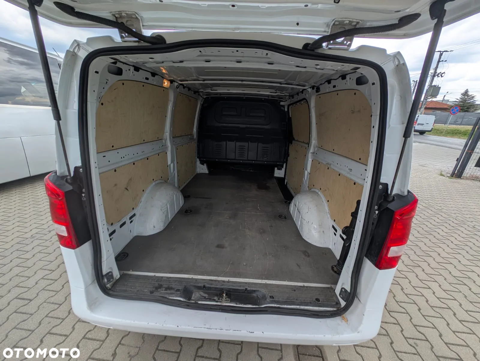 Mercedes-Benz Vito 116 - 11