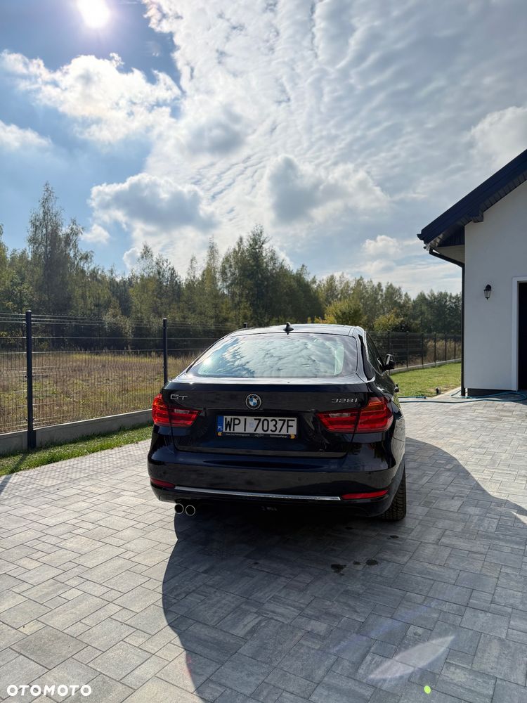 BMW 3GT 328i xDrive Luxury Line - 10
