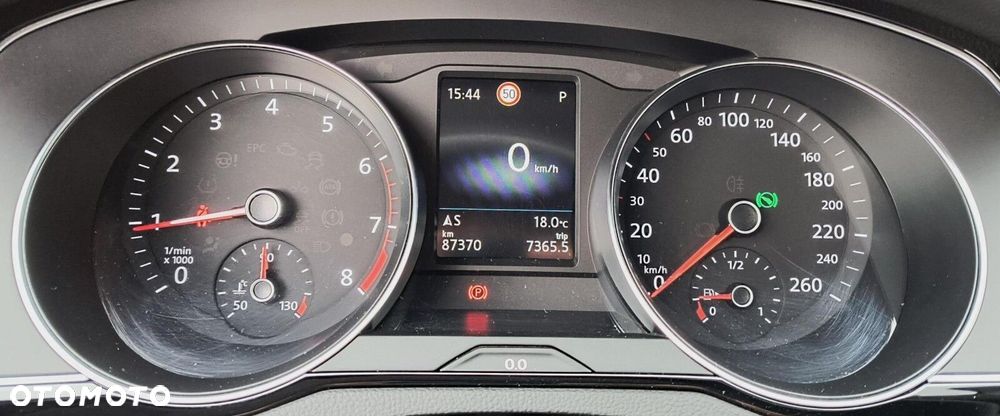 Volkswagen Passat 1.5 TSI EVO Business DSG - 14