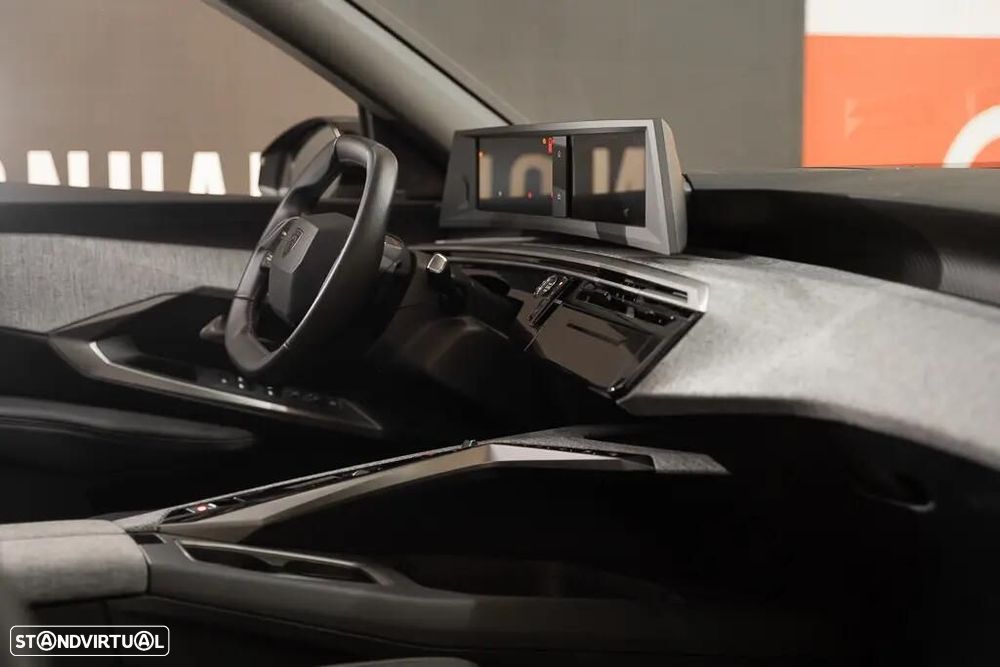 Peugeot 5008 1.2 Hybrid Allure e-DCS6 - 27