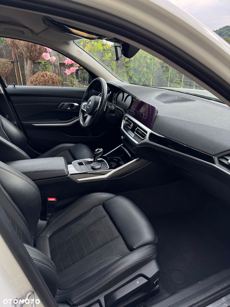 BMW Seria 3 320i Sport Line Shadow - 6