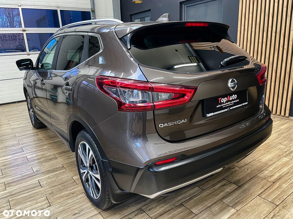 Nissan Qashqai 1.2 DIG-T N-Connecta EU6 - 9