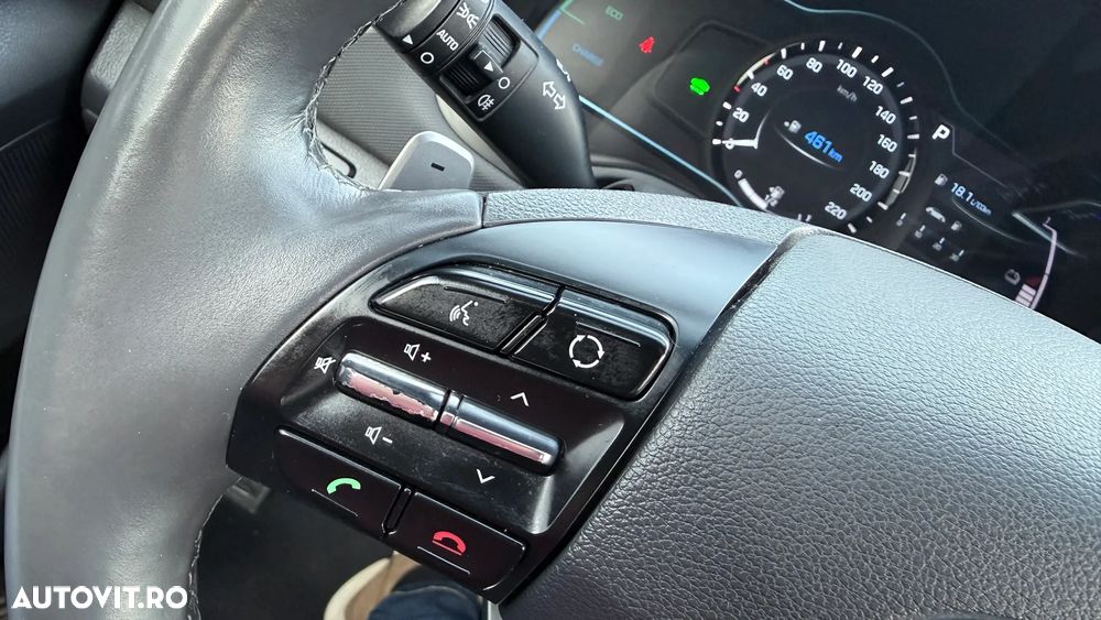 Hyundai IONIQ 1.6 GDI Premium - 21