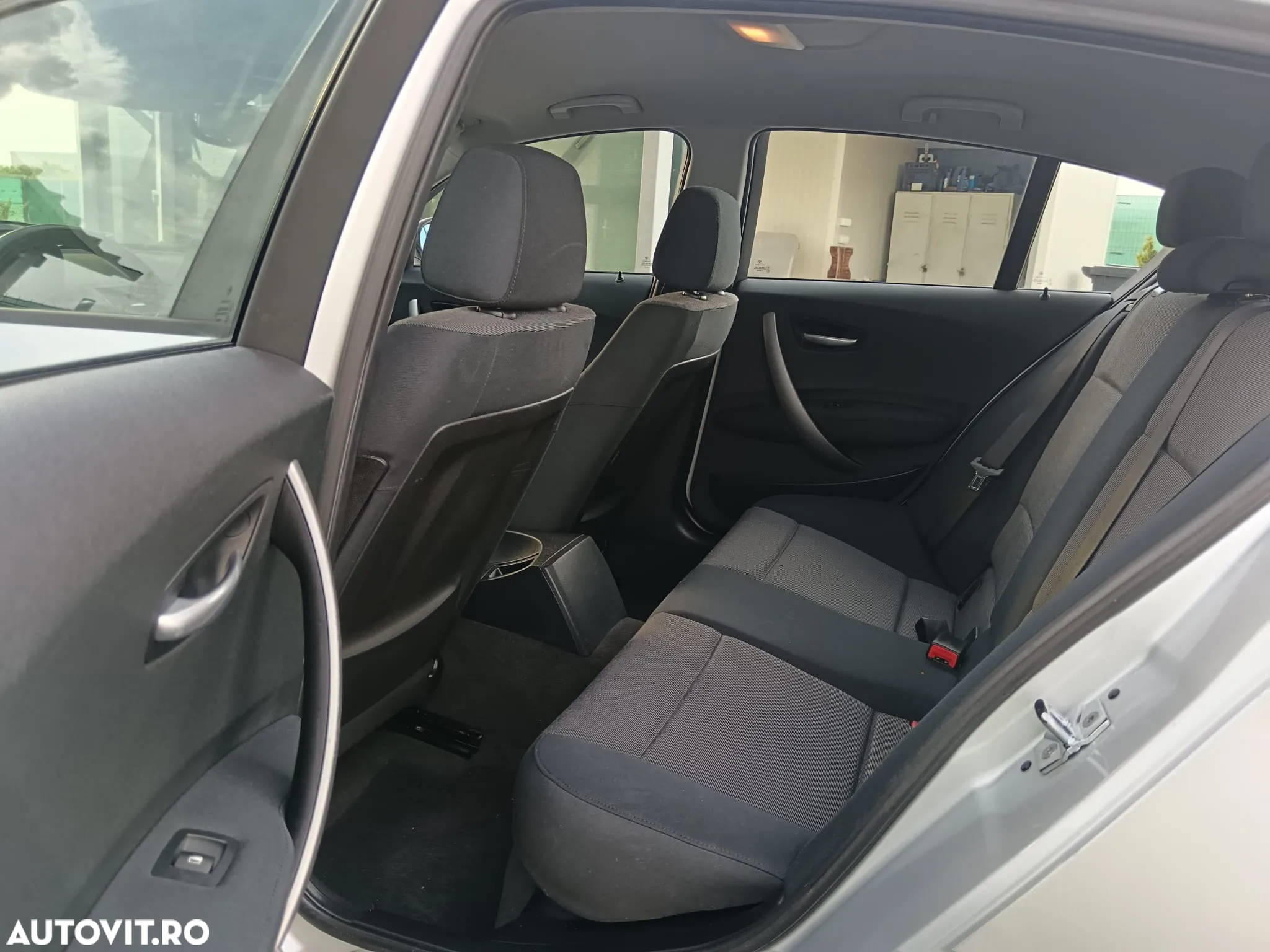 BMW Seria 1 116i - 6