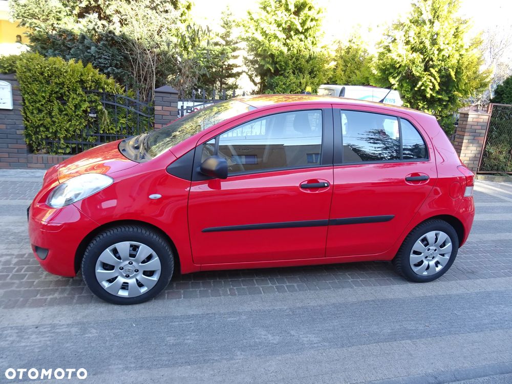 Toyota Yaris 1.0 Luna EU5 - 5