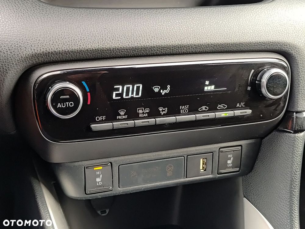 Toyota Yaris Hybrid 1.5 Comfort - 17