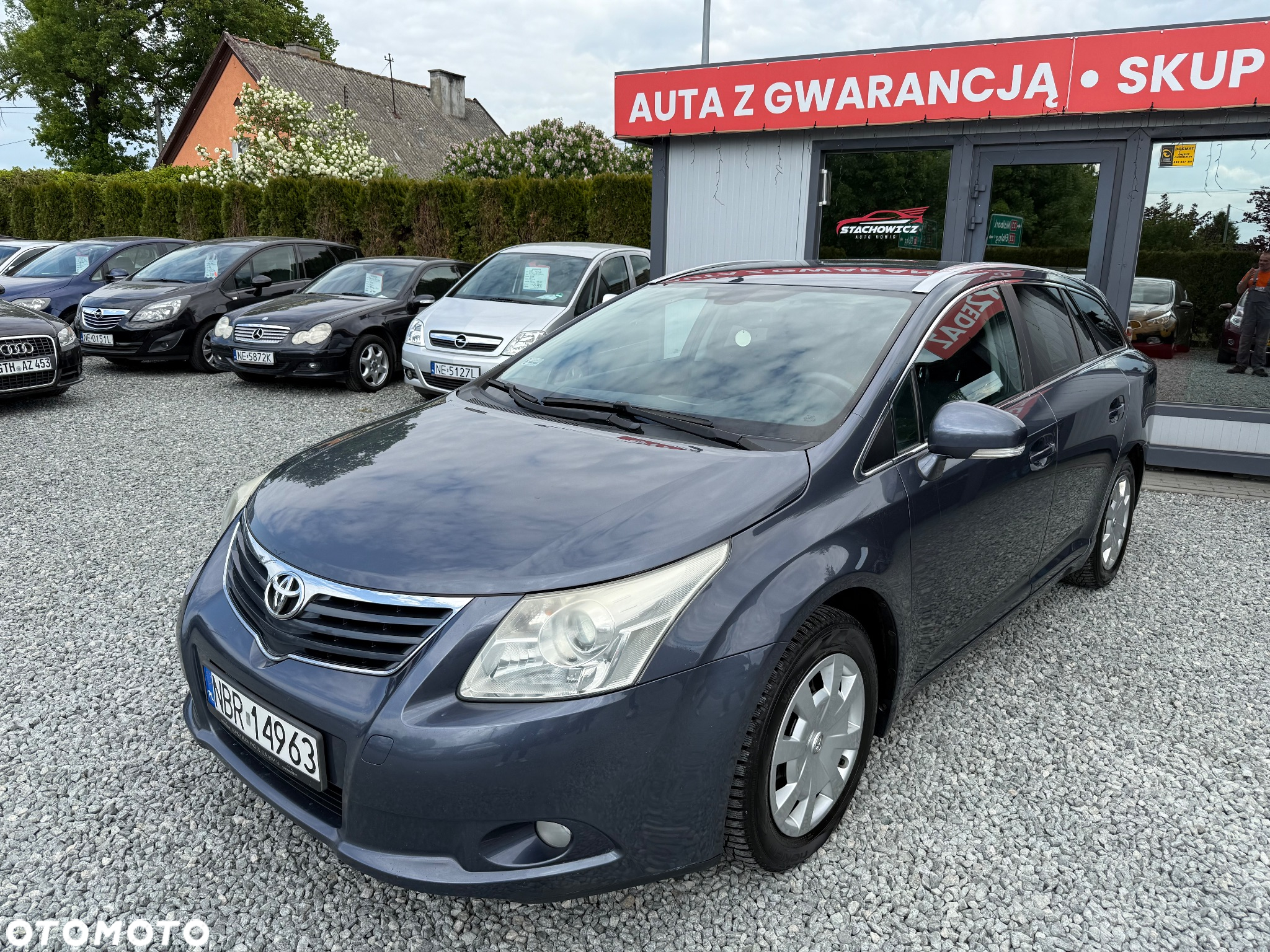 Toyota Avensis 1.8 Sol NAVI - 4