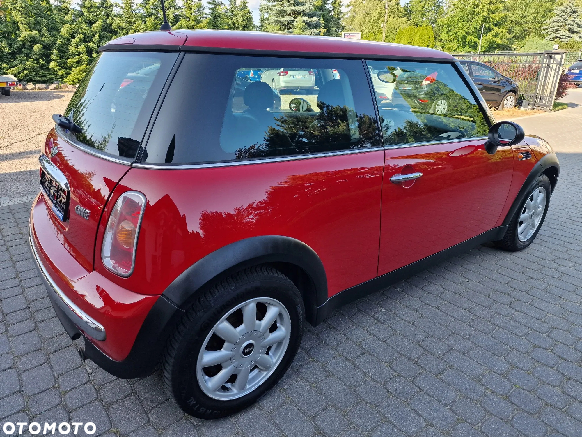 MINI ONE Standard - 10