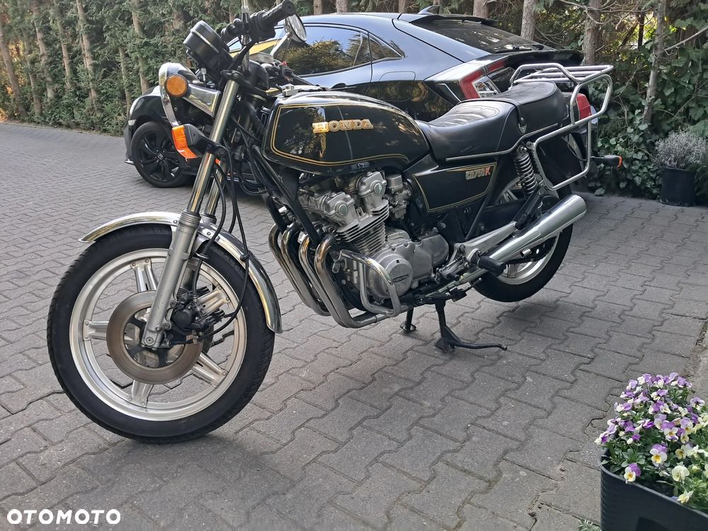 Honda CB - 4