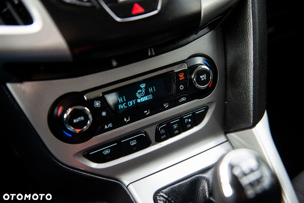 Ford Focus 1.0 EcoBoost Edition - 25