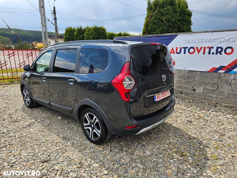 Dacia Lodgy 1.6 Stepway - 10