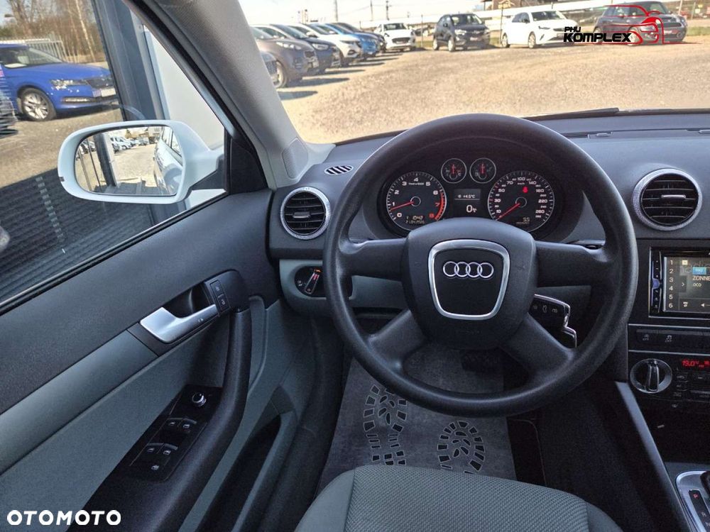 Audi A3 Sportback - 14