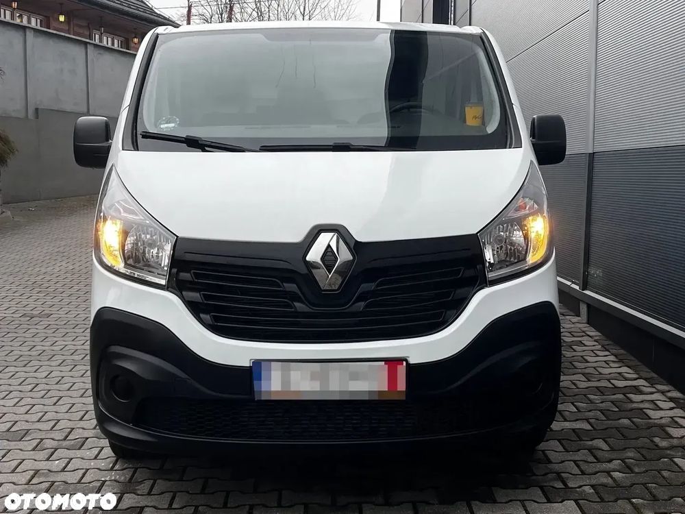 Renault Trafic - 18