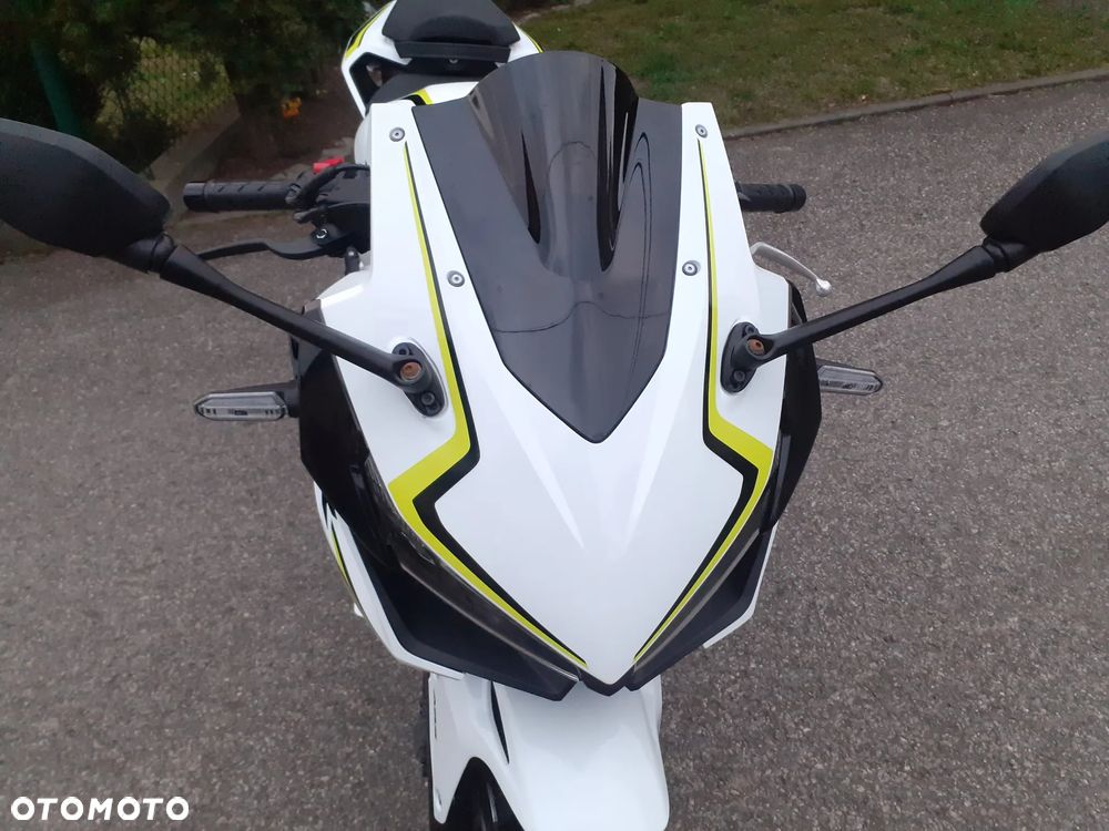 Honda CBR - 2