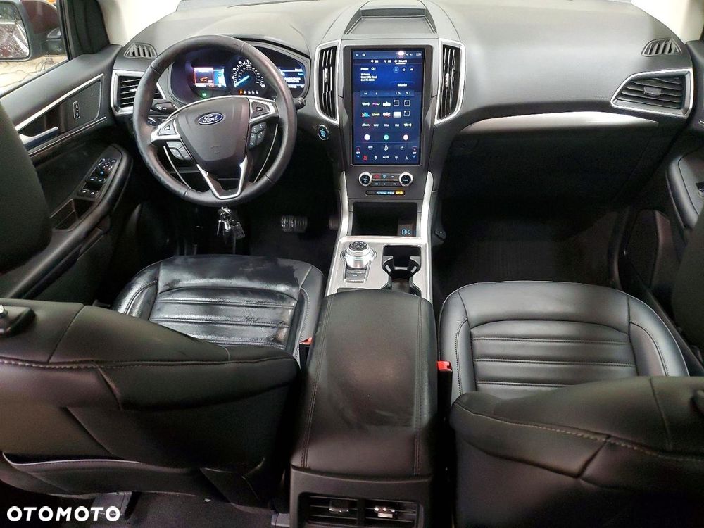 Ford Edge - 9