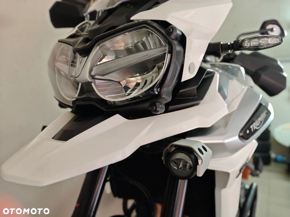 Triumph Tiger - 11