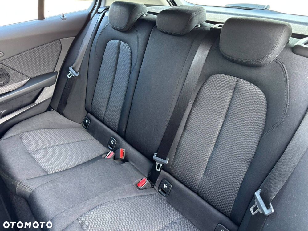 BMW Seria 1 118i Advantage - 18