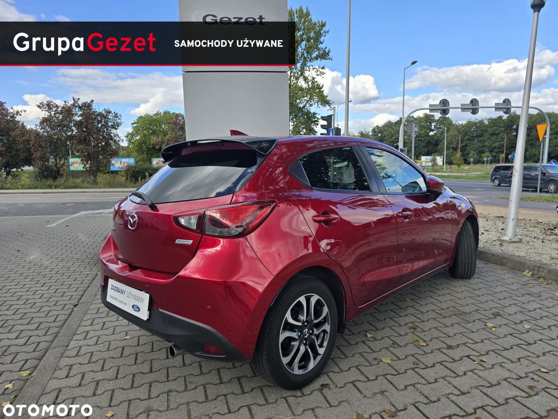 Mazda 2 - 4
