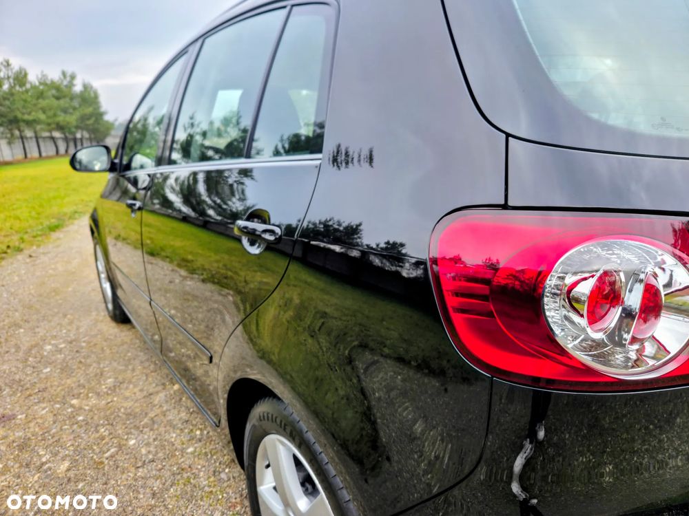 Volkswagen Golf Plus 2.0 TDI DPF Comfortline - 18