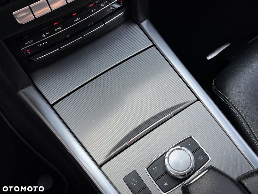 Mercedes-Benz Klasa E 220 BlueTEC 9G-TRONIC Avantgarde - 19