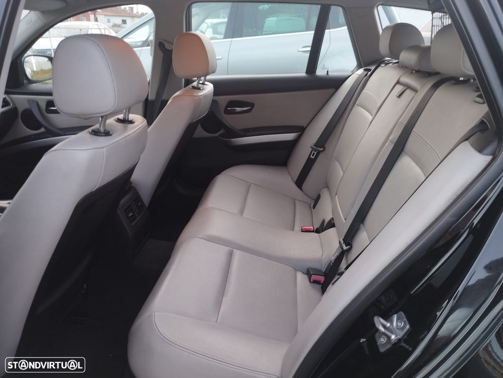 BMW 318 d LifeStyle - 9