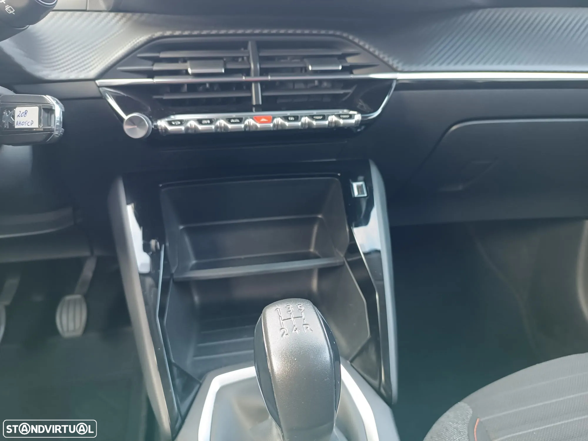 Peugeot 208 1.2 PureTech Active - 18