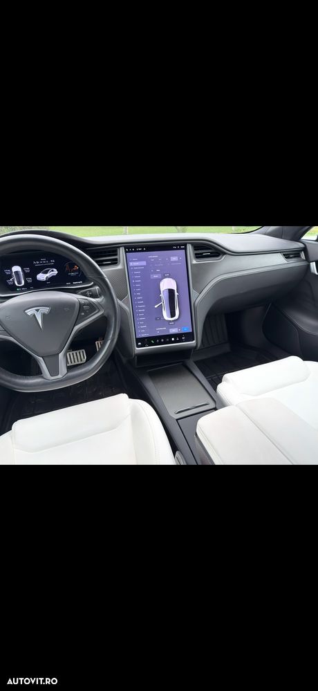 Tesla Model S Performance - 7