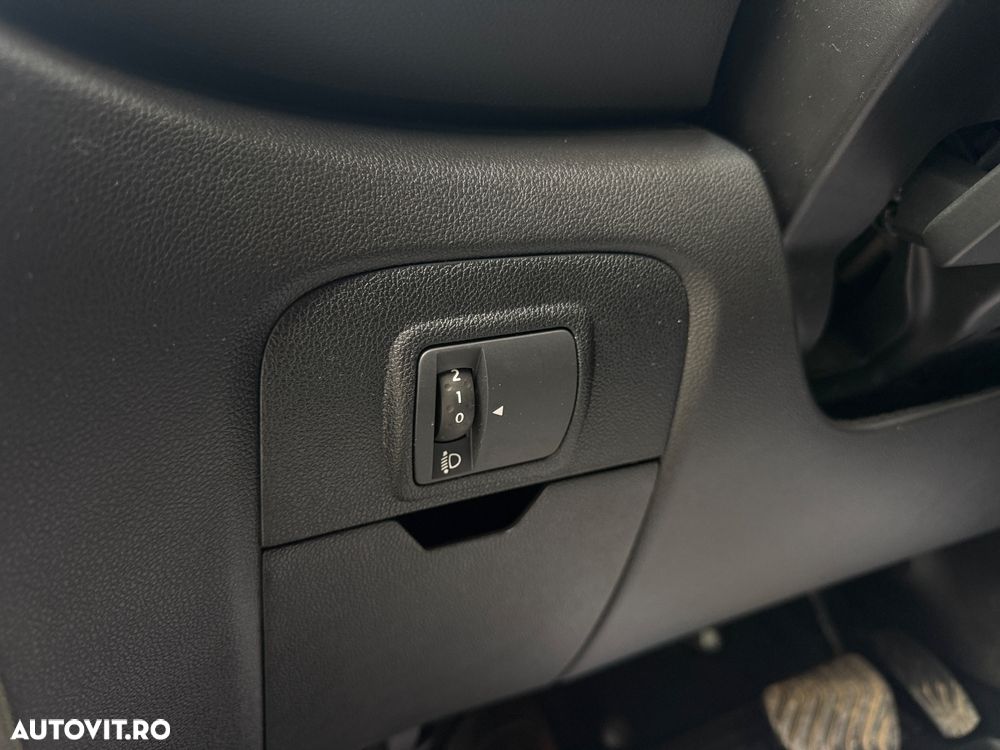 Renault Scenic - 15