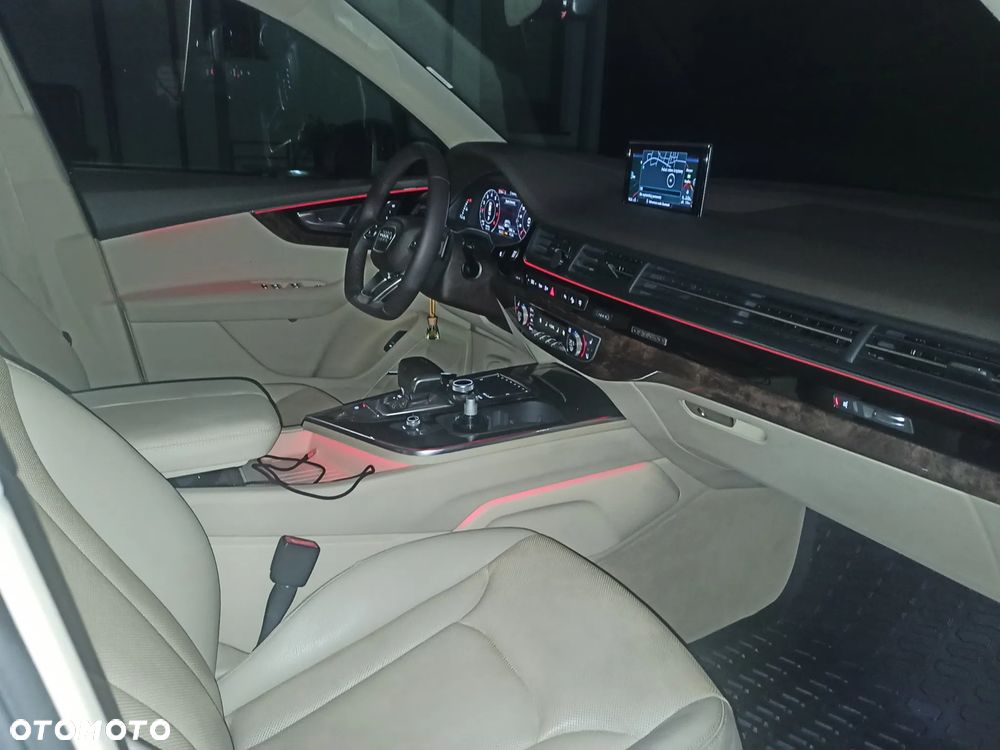 Audi Q7 - 31