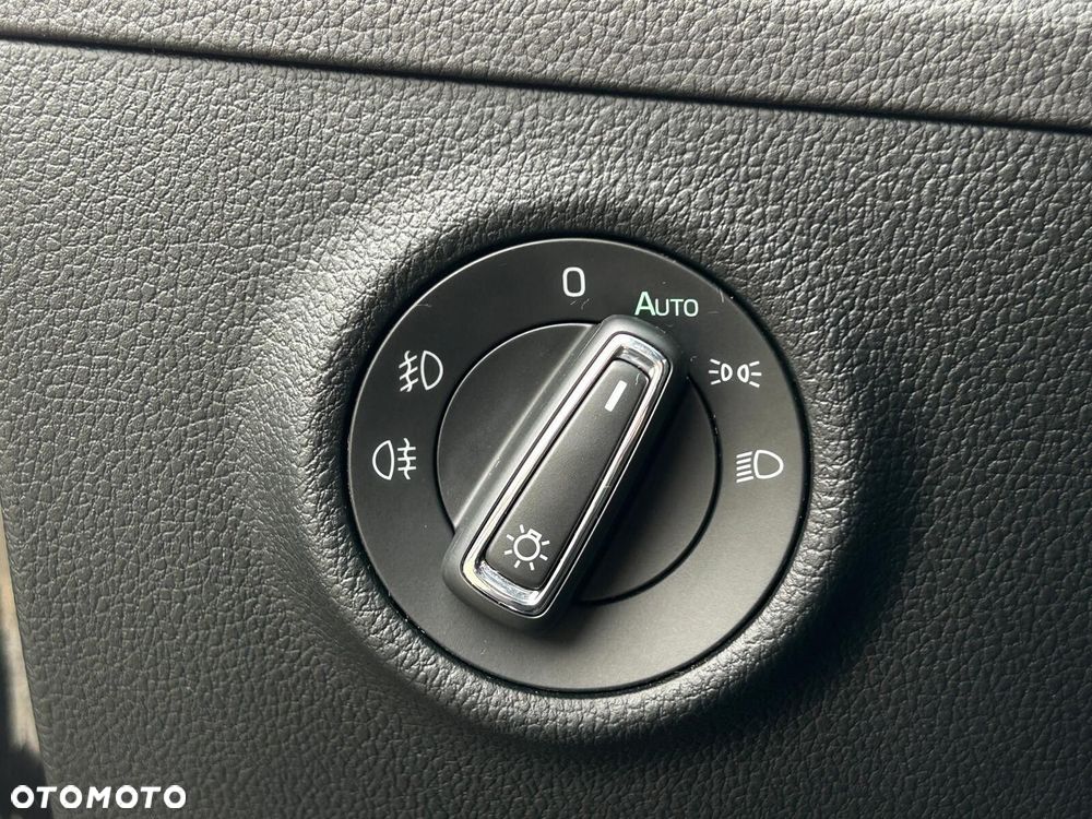 Skoda Superb 2.0 TSI Ambition DSG - 22