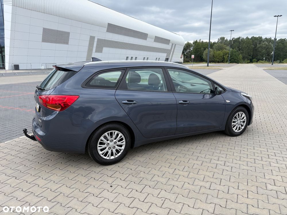 Kia Ceed 1.6 CRDi L - 6