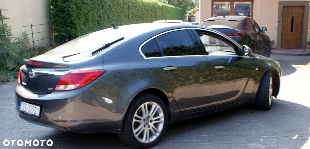 Opel Insignia 2.0 CDTI Cosmo - 11