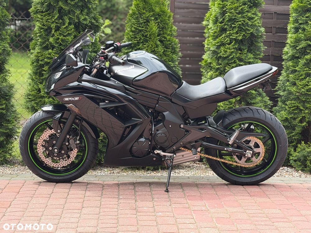 Kawasaki ER - 7