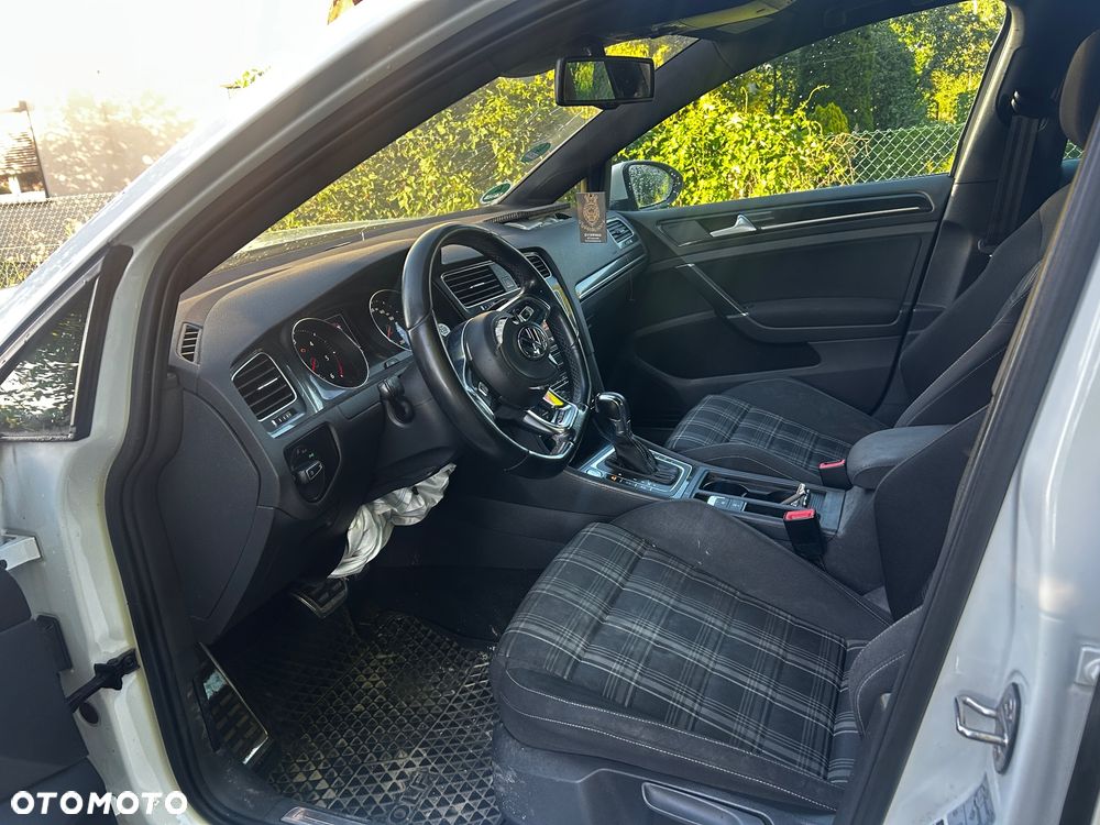 Volkswagen Golf GTD 2.0 TDI SCR DSG - 14